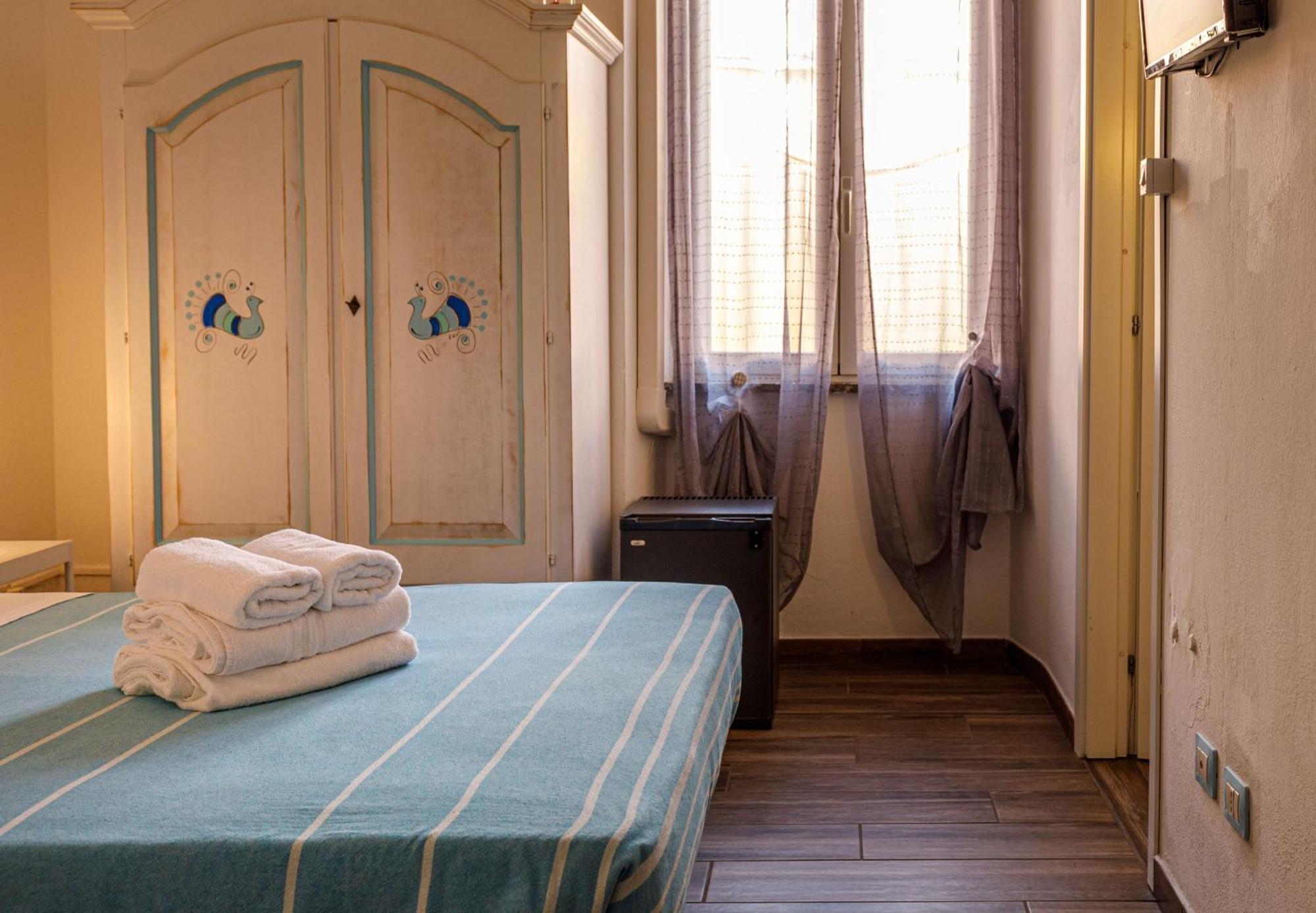 Onlyrooms I - Central & Quiet Area Cagliari Extérieur photo